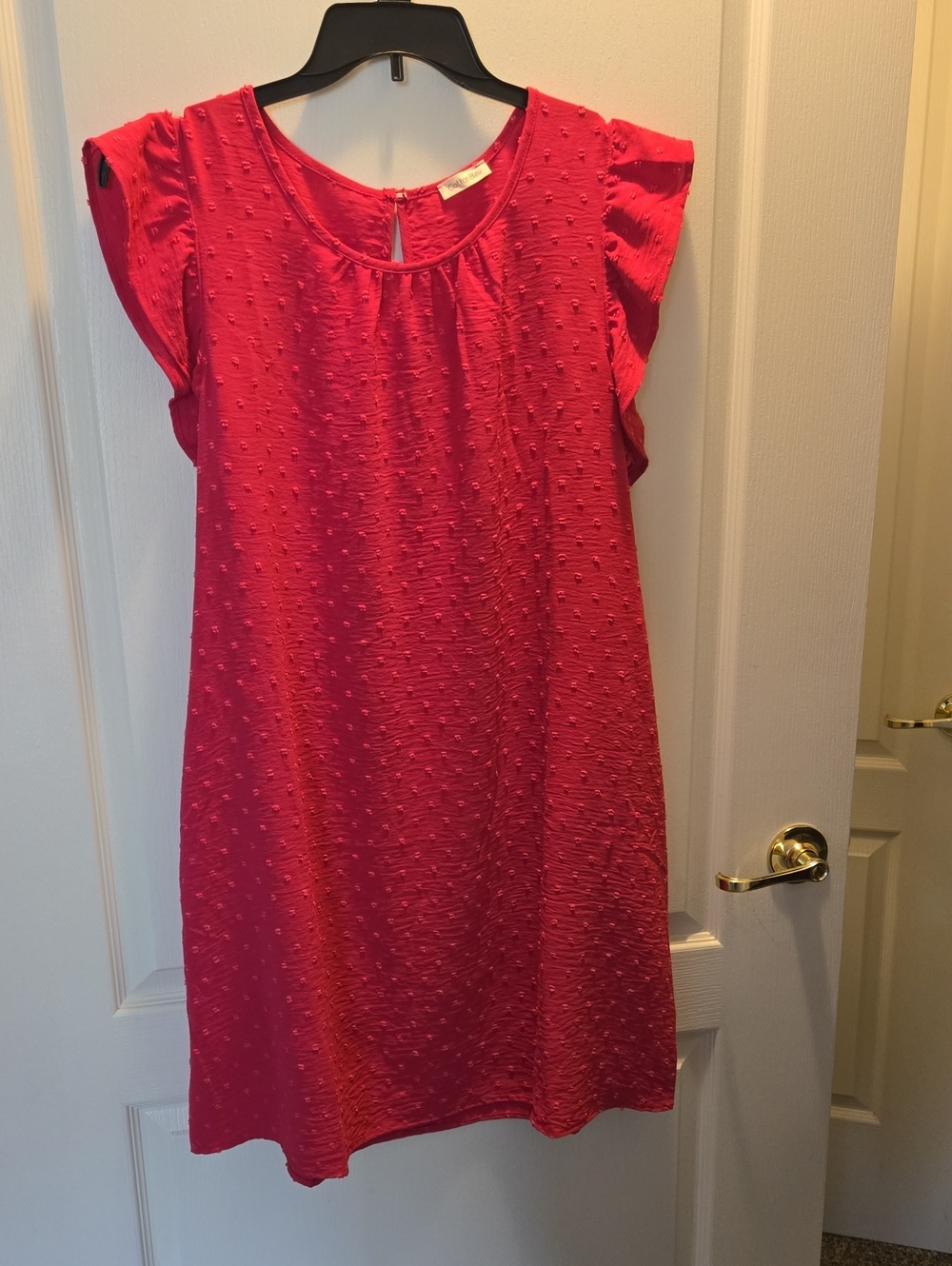 Flutter-Sleeve Textured Shift Dress in Bright Pink
